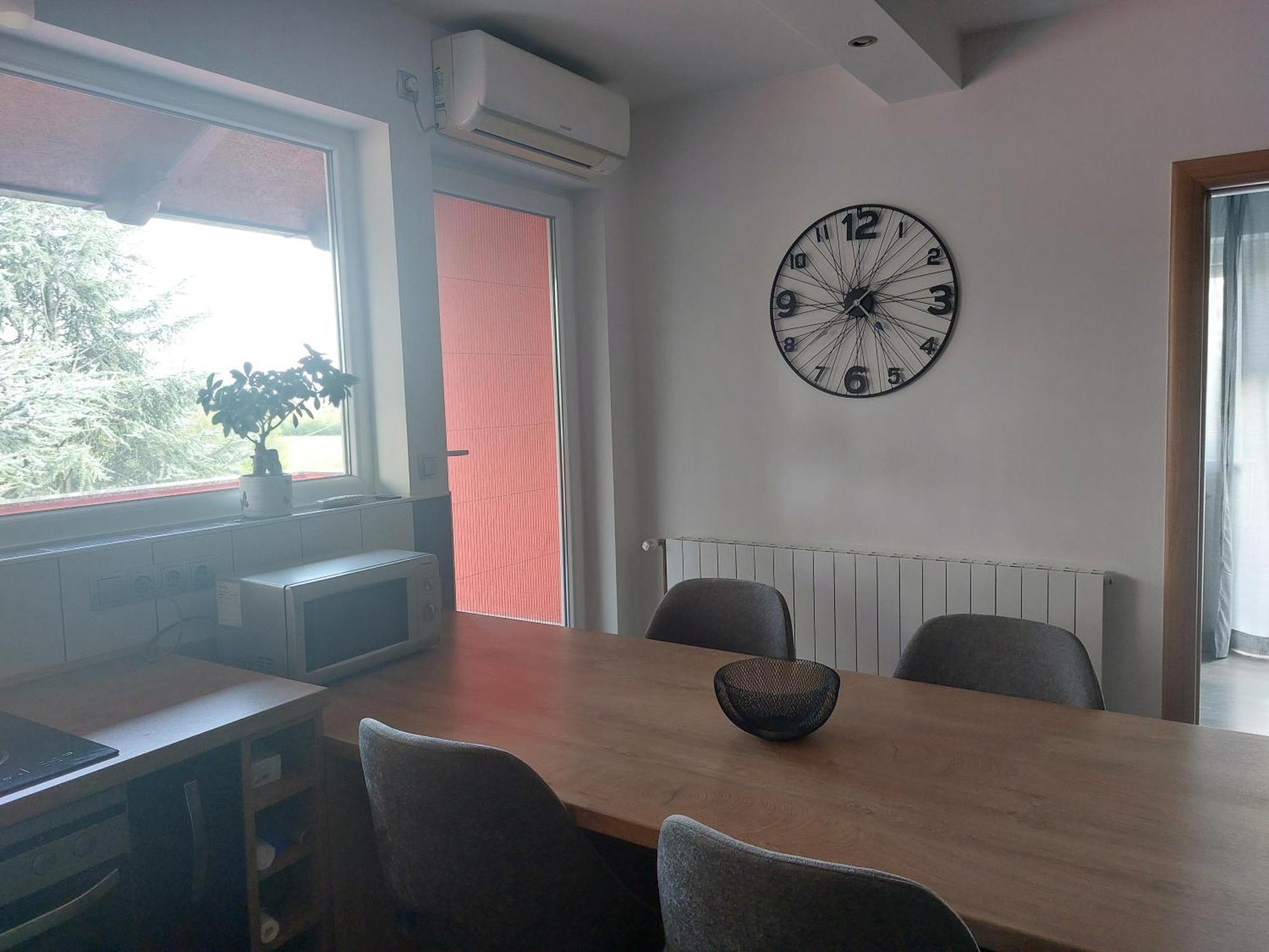 Apartment Cedar Zagreb Airport - Velika Gorica Scitarjevo Ngoại thất bức ảnh